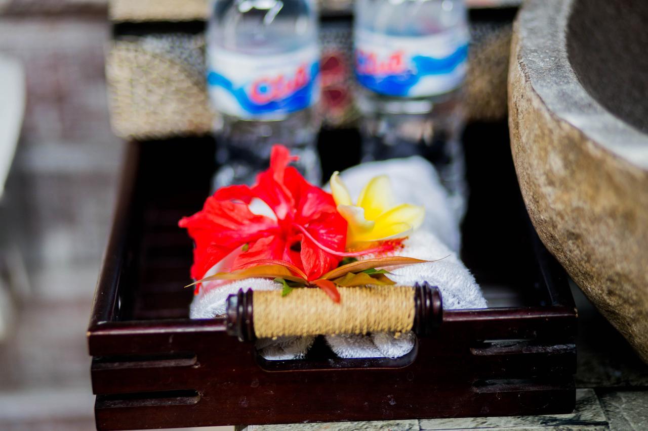 The Syron Huts Lembongan Hotel Kültér fotó